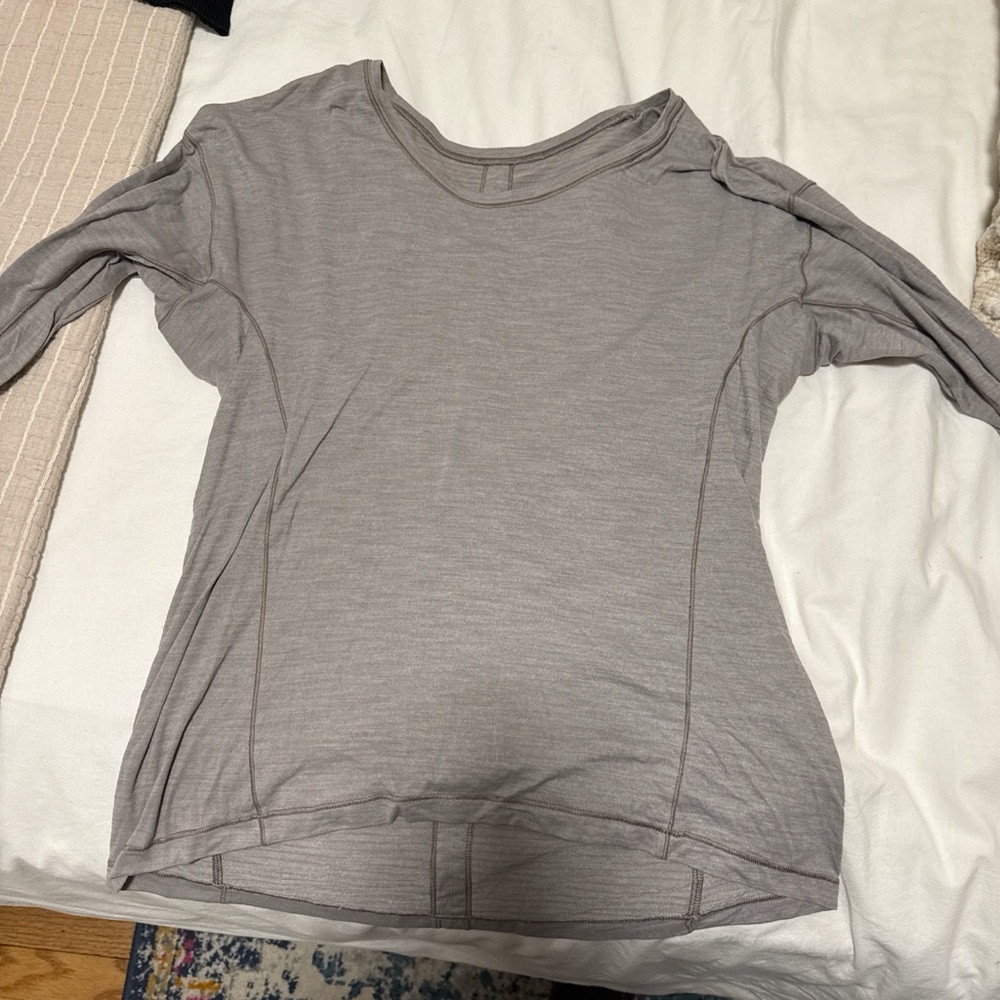 lululemon athletica Light Gray Long Sleeve Top